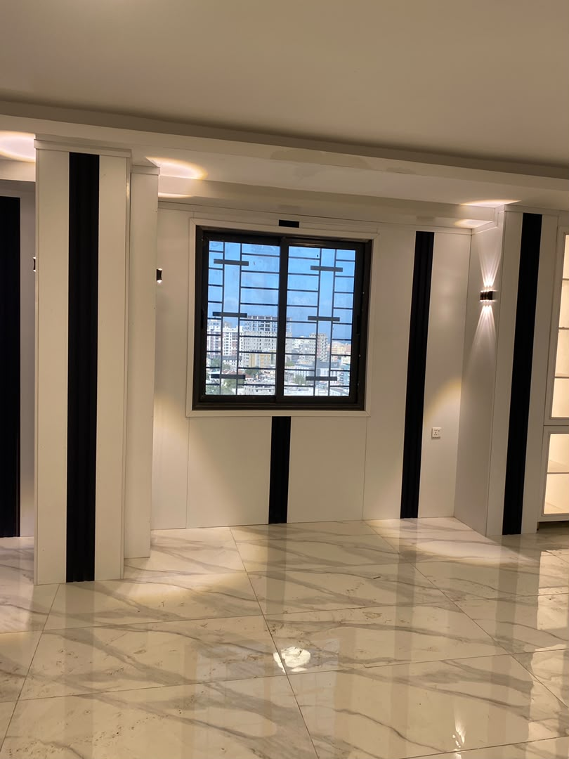 Hilaal wall design