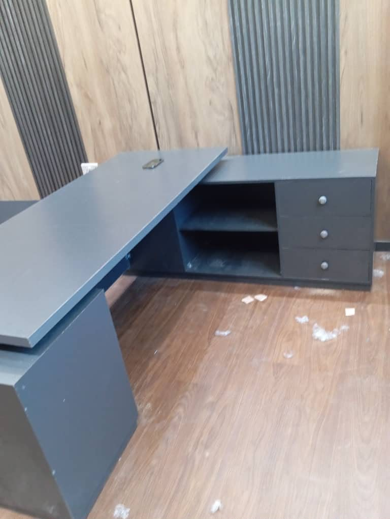 Hilaal office desk